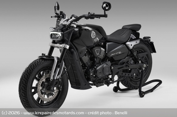 Cruiser Benelli Leoncino Bobber 400