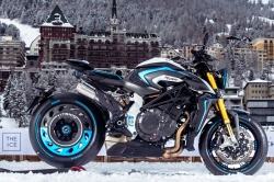 Roadster MV Agusta Rush Titanio