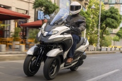 Scooter 3-roues Yamaha Tricity 300 Airbag