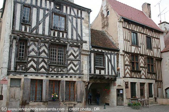 Balade en Morvan : Avallon
