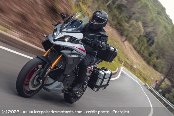Avec l'Experia, Energica s'ouvre au marché du sport touring Avec l'Experia, Energica s'ouvre au marché du sport touring