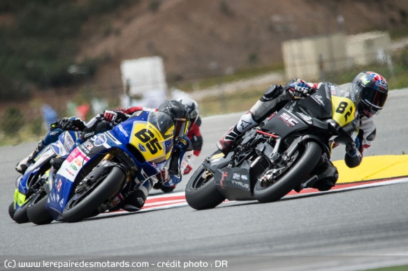 Bradley Ray sur la Vyrus Moto2 en CEV en 2015 Bradley Ray sur la Vyrus Moto2 en CEV en 2015
