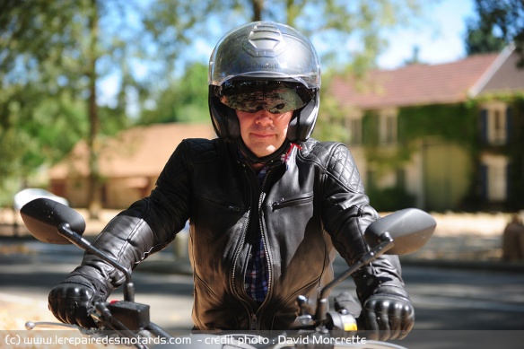 Essayer le blouson sur la moto