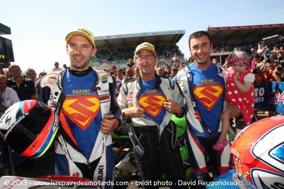 24 heures du Mans moto - le SERT fête son titre en 2012