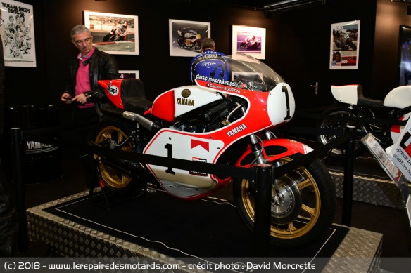 Les constructeurs aussi viennent exposer leurs nouveautés néo-rétros et certaines pièces de collection Les constructeurs aussi viennent exposer leurs nouveautés néo-rétros et certaines pièces de collection