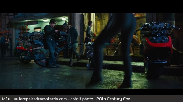 Les monoroues, ou gyrobikes, d'Alita : Battle Angel Les monoroues, ou gyrobikes, d'Alita : Battle Angel
