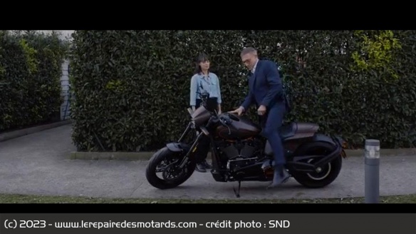 Léa, Marc et la Harley-Davidson FXDR 114 Léa, Marc et la Harley-Davidson FXDR 114