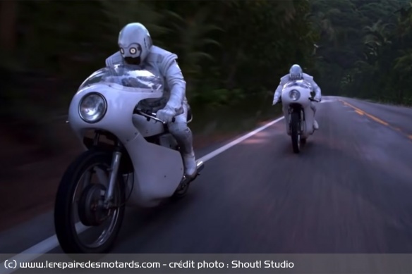 Les androïdes en Yamaha RD250 Les androïdes en Yamaha RD250
