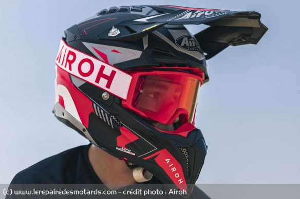 Airoh se diversifie avec désormais un masque cross