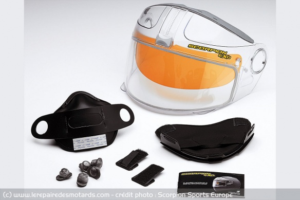 Le kit 'grand froid' avec sa visière chauffante