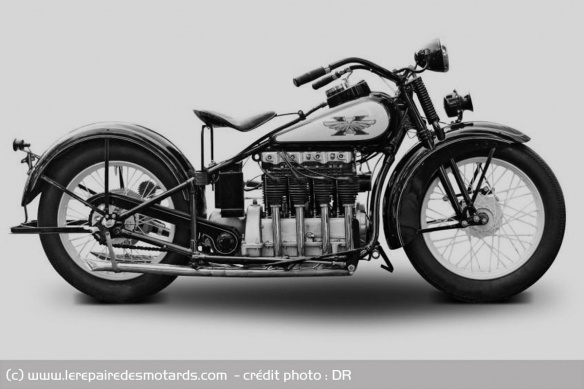 La Henderson KJ Streamliner originale de 1929