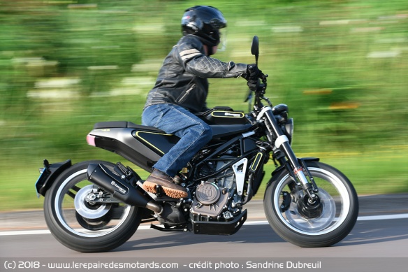 Husqvarna 401 Svartpilen