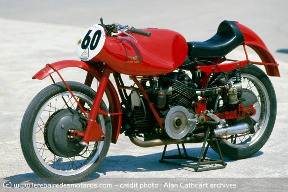 La Moto Guzzi Bicilindrica de 1951 d'Alano Montanari