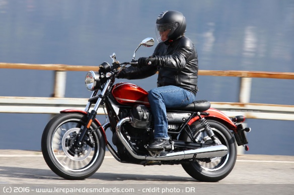 Moto Guzzi V9 Roamer