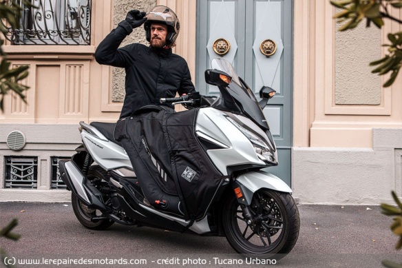 Tablier pour scooter