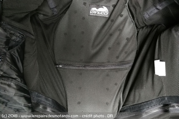 Dorsale du blouson Vanucci Nubuck