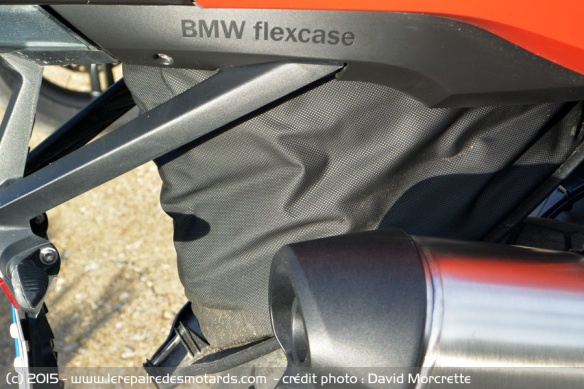 De la place pour un modulable et un jet sous la selle du C650GT