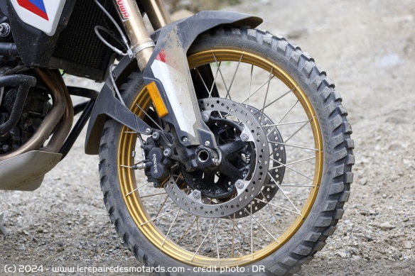 Roues à rayons croisés, avant 2,15 x 21