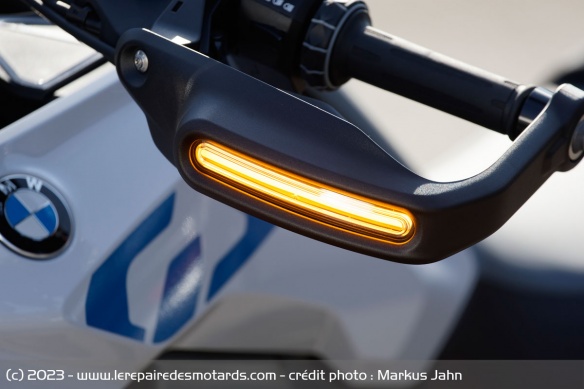 Les protège-mains de la BMW R 1300 GS Les protège-mains de la BMW R 1300 GS