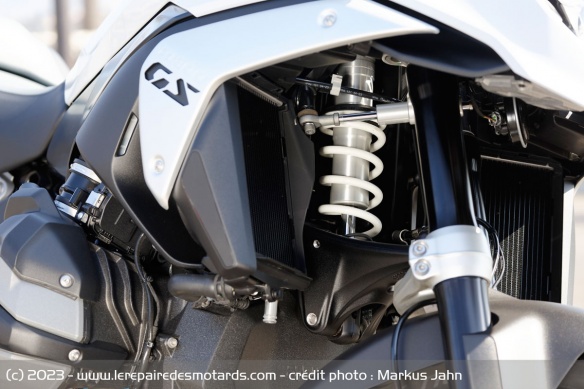 Le Telelever de la BMW R 1300 GS