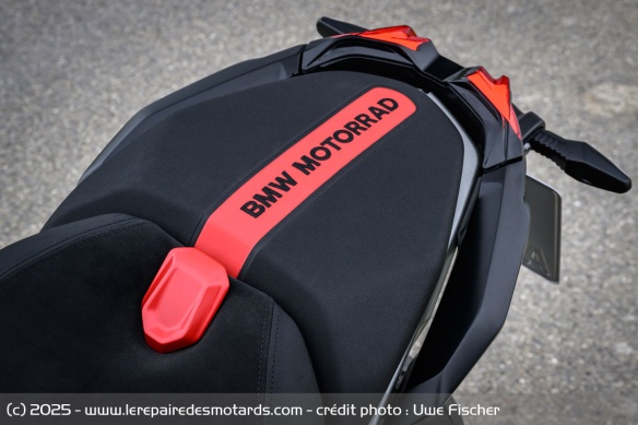 La selle de la BMW R 1300 R