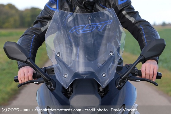 La bulle réglable de la BMW R 1300 RS