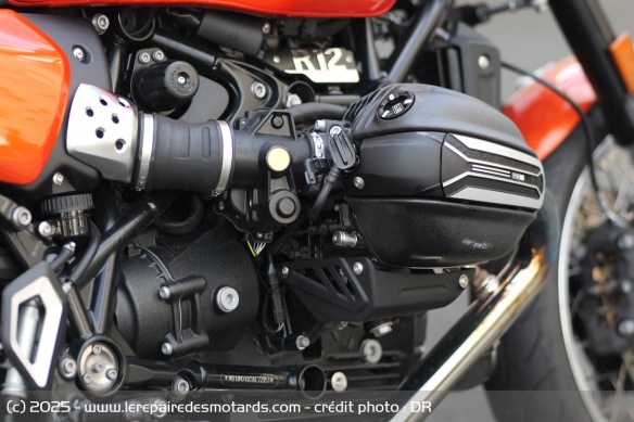 Le boxer de 1.170 cm3 d&eacute;livre 109 ch, mais est &eacute;galement disponible en version 95 ch en vue d'un bridage A2