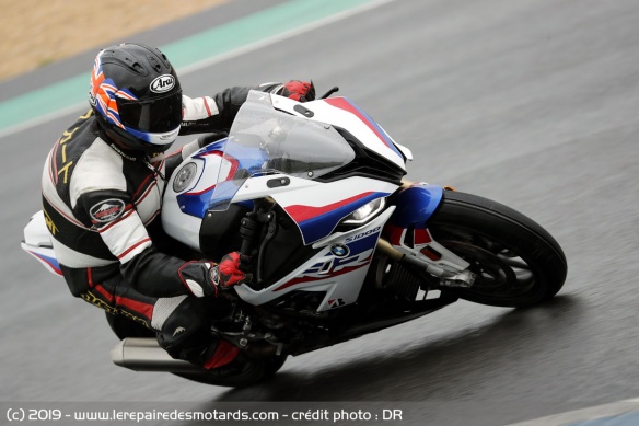 Essai de la BMW S1000RR à Estoril