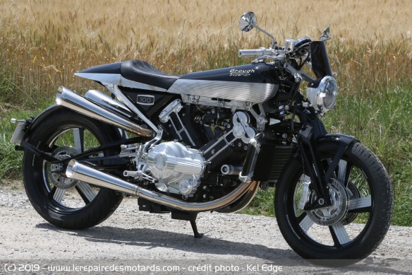 Essai de la Brough Superior Anniversary