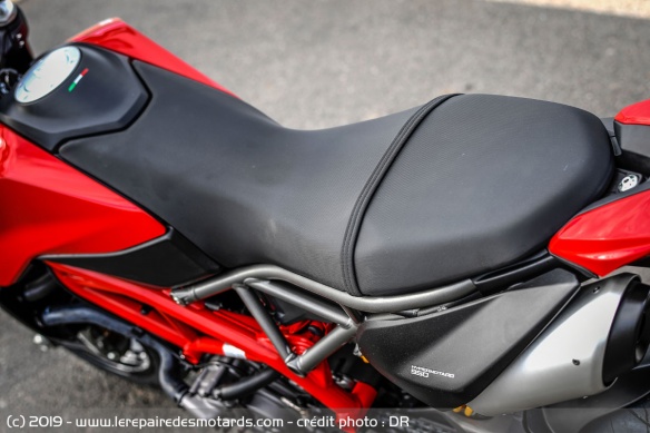 Selle de la Ducati Hypermotard 950