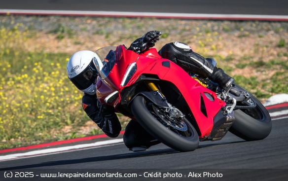 Essai de la Ducati Panigale V2 S Essai de la Ducati Panigale V2 S