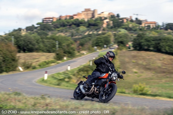 Essai de la Ducati Scrambler 800 Icon sur les routes de Toscane