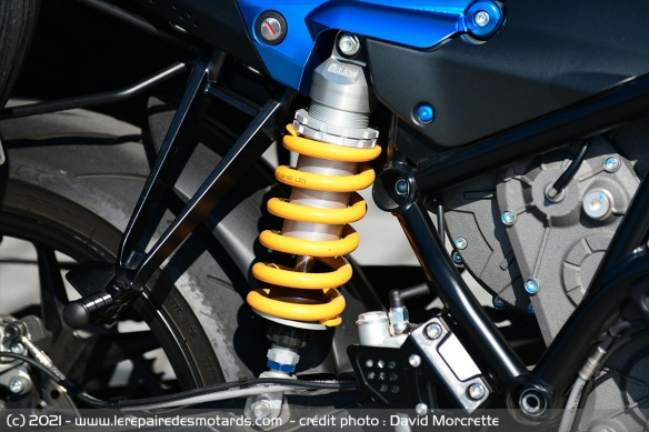 Fourche et amortisseur Ohlins réglable