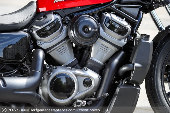Moteur Revolution Max 975T, bicylindre en V à 60°