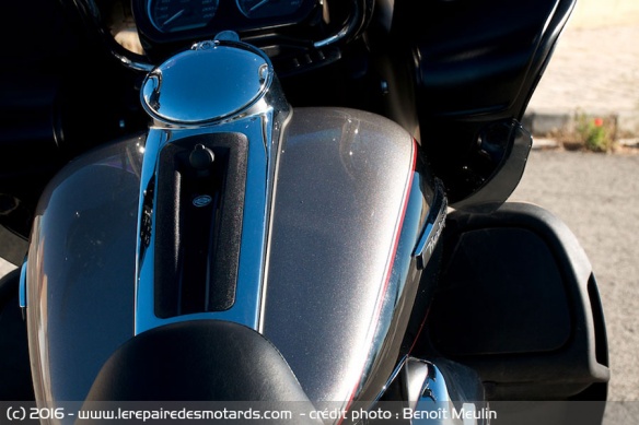 Réservoir Harley-Davidson Road Glide Ultra