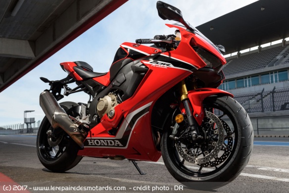 La Honda CBR 1000 RR Fireblade 2017 La Honda CBR 1000 RR Fireblade 2017