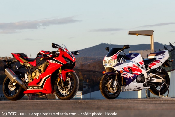 Deux générations de Fireblade Deux générations de Fireblade