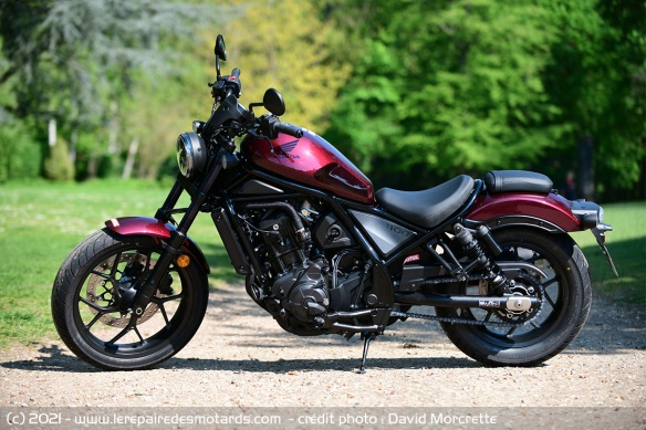 Le nouveau gros custom Honda CMX 1100 sur base du moteur de l'Africa Twin