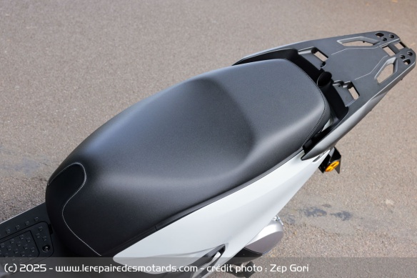 La selle biplace du Honda CUV e: