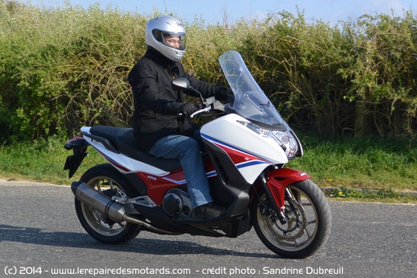 Essai Honda Integra 750
