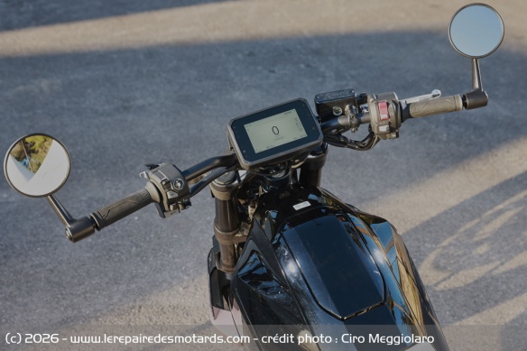 L'instrumentation de la Honda WN7