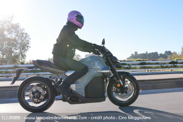 Si la WN7 est capable de monter &agrave; 129 km/h, sa batterie ne permet pas d'envisager plus de 60 km dans ces conditions