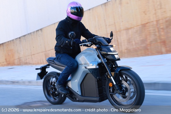 La WN7 se faufile ais&eacute;ment en milieux urbain