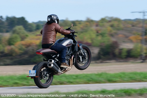 Il faut se réfréner pour ne pas partir en wheeling