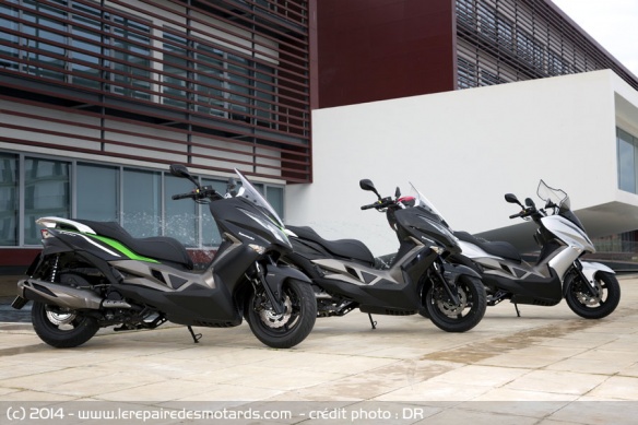 Coloris des scooters Kawasaki J300