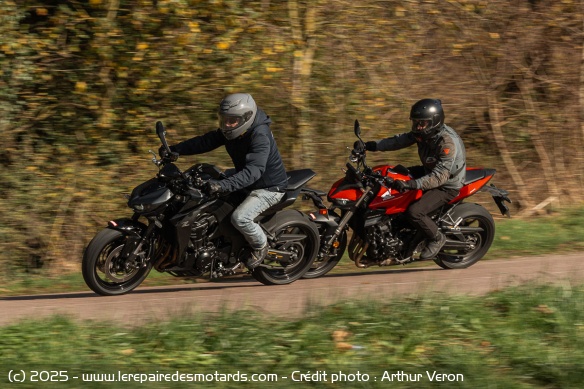 Essai comparatif des Kawasaki Z1100 et Honda CB1000 Hornet Essai comparatif des Kawasaki Z1100 et Honda CB1000 Hornet