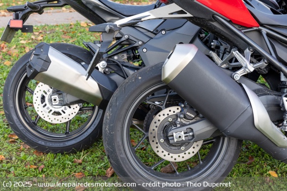 Les freins arrière des Kawasaki Z1100 et Honda CB1000 Hornet