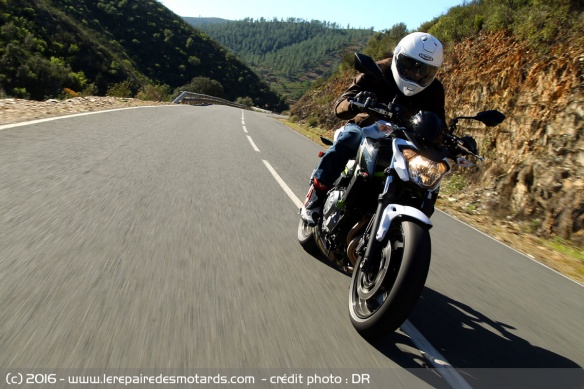 Essai Kawasaki Z650 sur nationale
