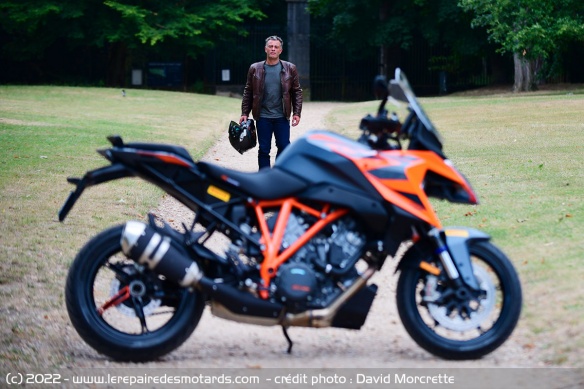 Moto pour gros coeur et grosses baloches