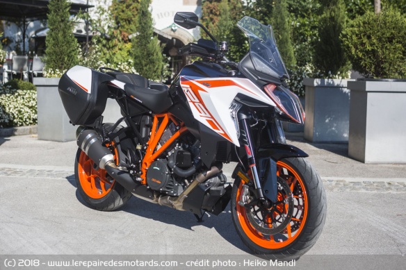 KTM 1290 Super Duke GT